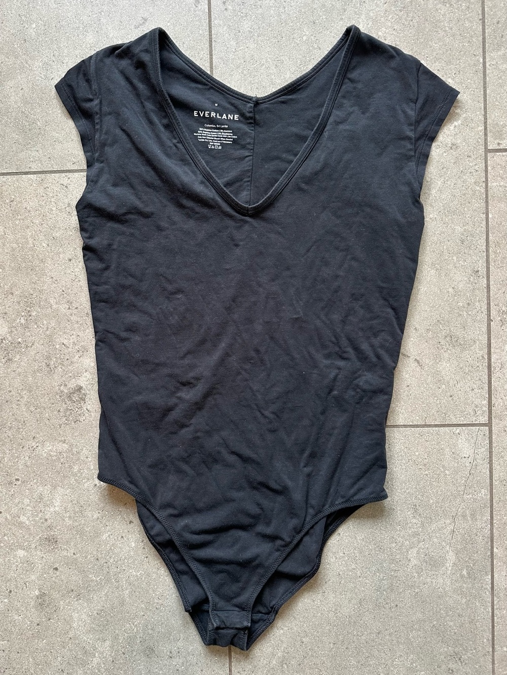 Everlane Black V-Neck Cap Sleeve Bodysuit